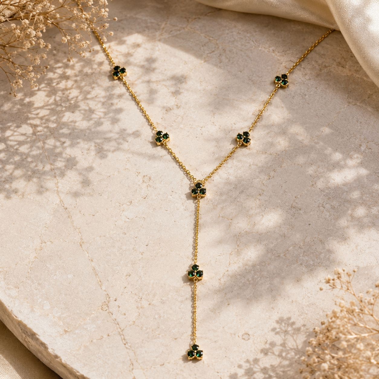 Emerald Green Clover Y-Necklace – 18K Gold Plated Anti-Tarnish Stainless Steel Jewelry